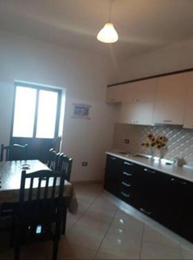 Vila Lika Durrës Exterior foto